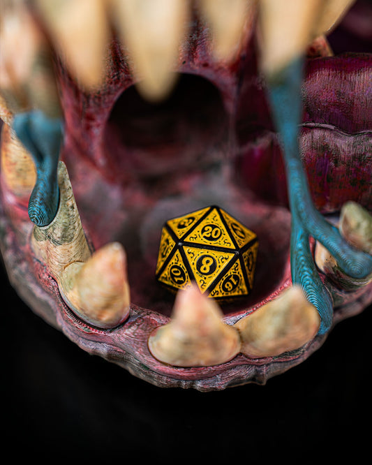 👁️ Roll into the Trap – Can Holder & Dice Tower